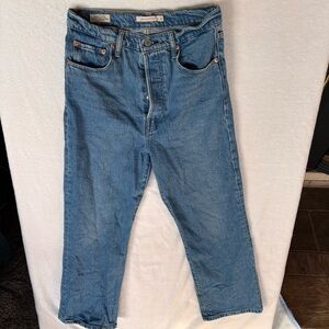 Levi's rib cage crop boot size 29